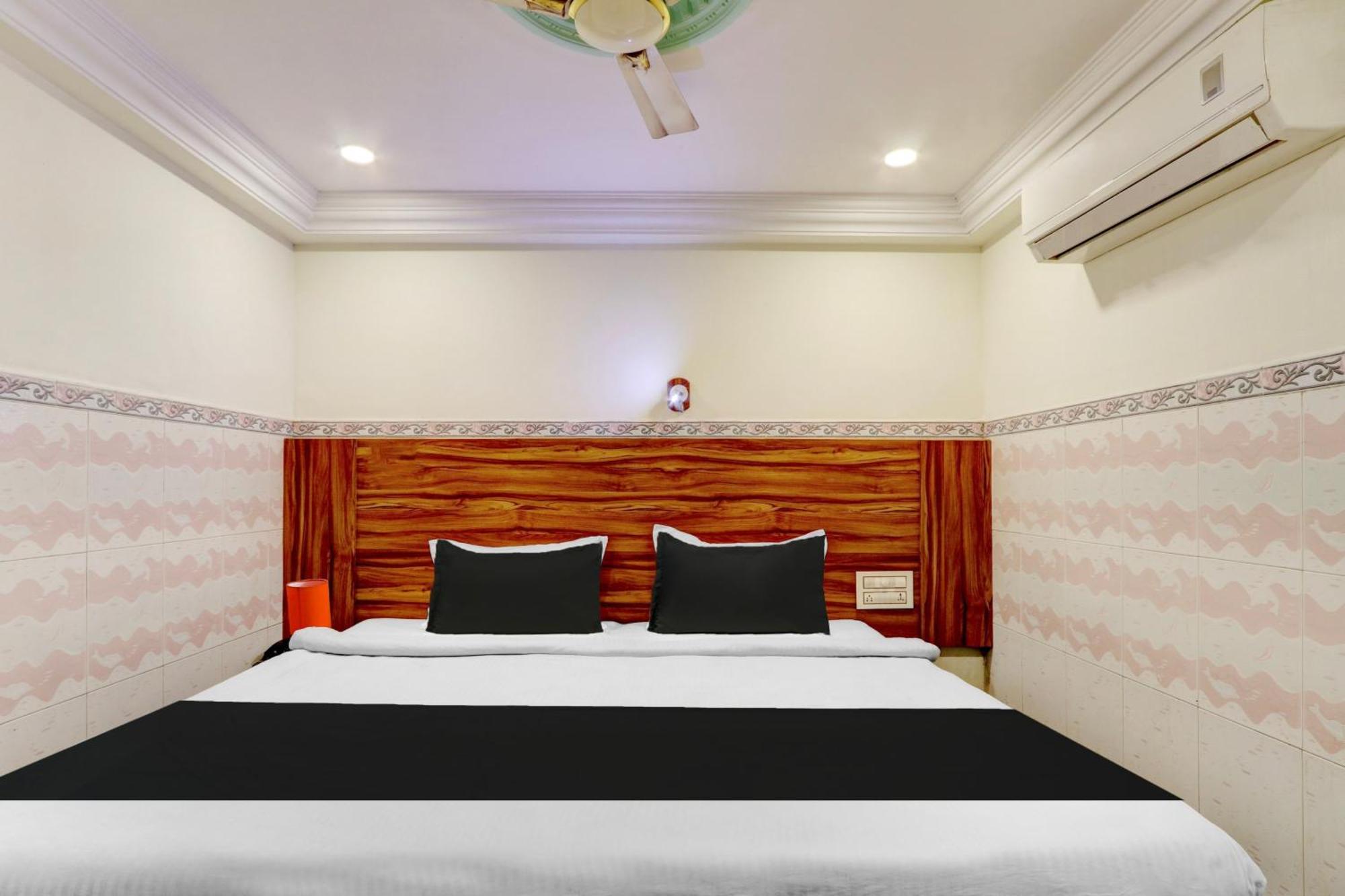 Hotel O Hanuman Pet Near Railway Station Vijayawāda المظهر الخارجي الصورة
